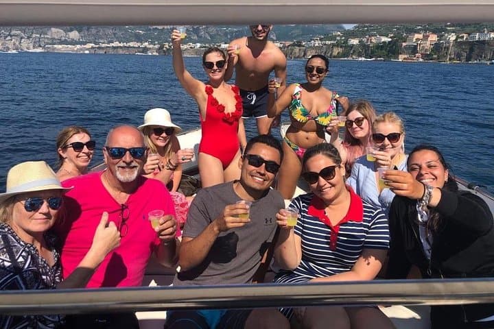 Sorrento Coast Boat Tour: Swim, Snorkel and Limoncello Tasting photo 4