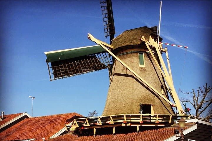 Half-Day Waterland Bike Tour from Amsterdam — Polders, Windmills & Apple Pie photo 3