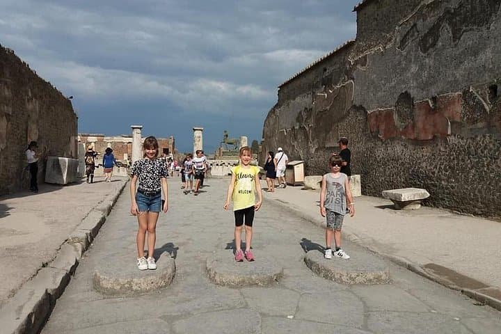 Walking Pompeii: 2-Hour Ancient City Tour with English & Italian Guide photo 1