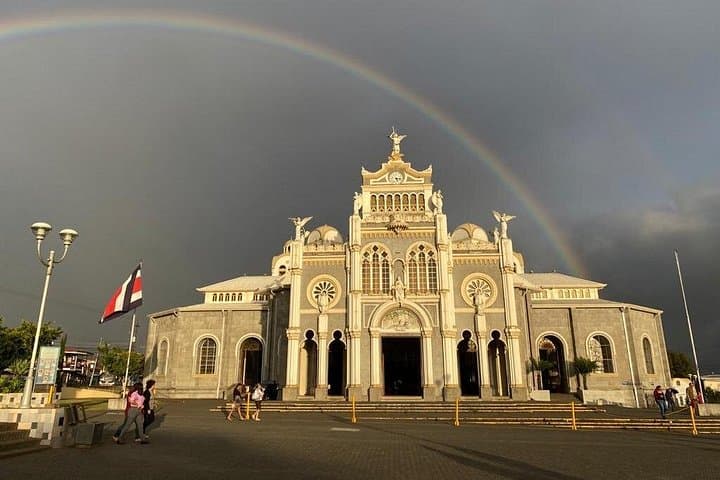 Irazu Volcano and Basilica of the Angels: Half-Day Tour from San José photo 2