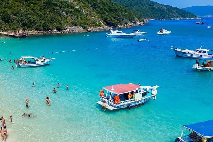 Arraial do Cabo Day Boat Trip from Rio de Janeiro: Blue Grotto, Ilha do Farol & Lunch photo 1