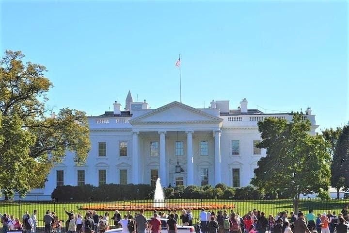 Private Washington DC Highlights Tour: Monuments, Memorials & White House photo 2