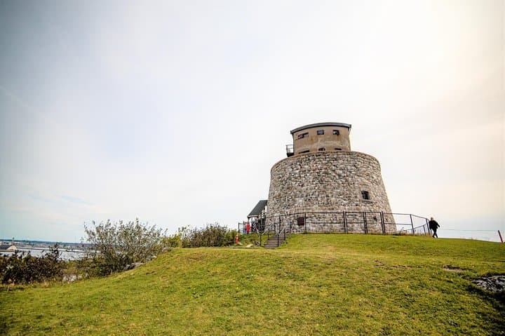 Saint John Night Tour: Reversing Falls, Fort La Tour & Carleton Martello Tower photo 4
