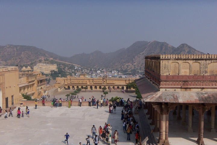 Full-Day Jaipur Sightseeing: Amber Fort, Hawa Mahal & Jantar Mantar