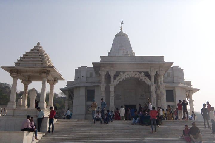 Full-Day Jaipur Sightseeing: Amber Fort, Hawa Mahal & Jantar Mantar photo 3