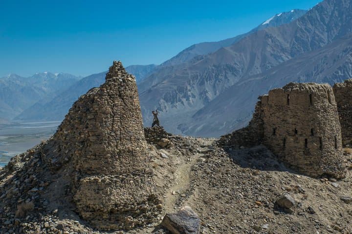 Pamir Highway Road Trip: Dushanbe to Osh Overland Adventure photo 2
