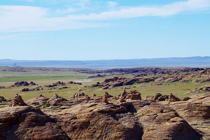 14-Day Gobi & Central Mongolia Adventure: Khongor Dunes, Flaming Cliffs & Nomadic Life photo 2
