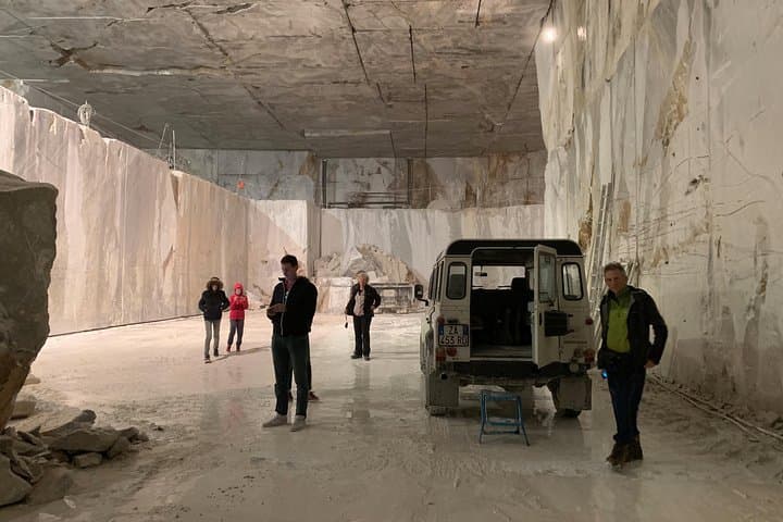 Private 4x4 Tour of Carrara Marble Quarries with Lardo Tasting photo 6
