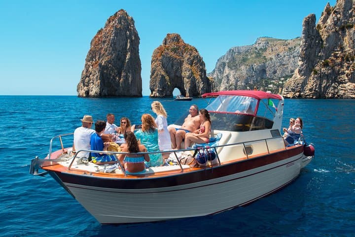 Capri Half-Day Sightseeing Cruise from Sorrento: Grottos, Swim & Snorkel photo 2