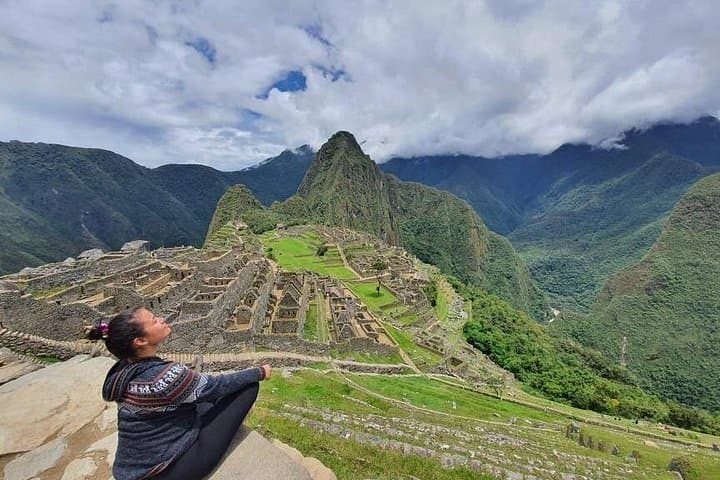 2-Day Machu Picchu & Sacred Valley Tour — Sunrise at the Citadel with Local Guide photo 1