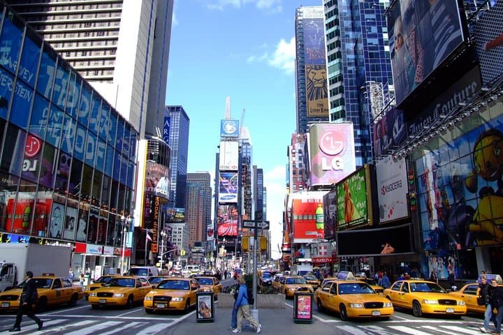 Luxury Private Transfer from New York City to LaGuardia Airport (LGA) photo 6