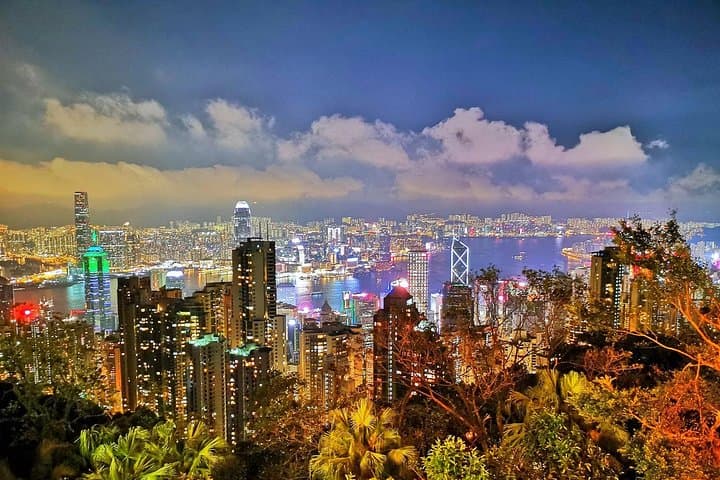 Private Hong Kong Day Tour — Stanley Street, Victoria Peak & Historic West Point photo 4