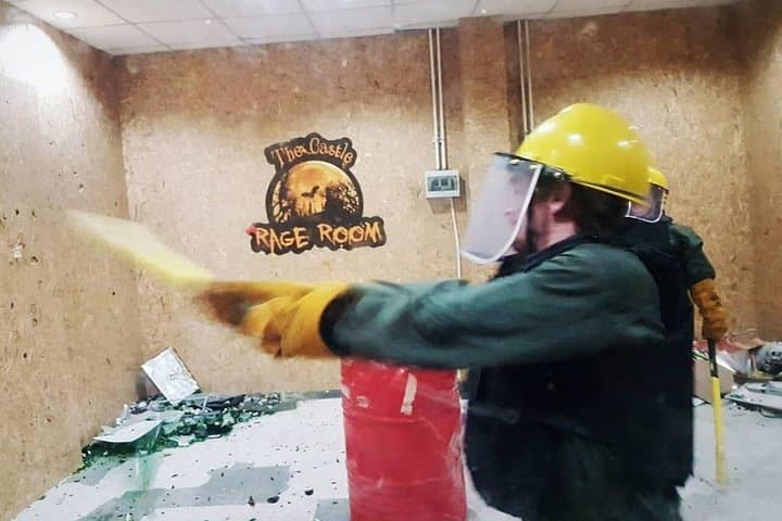 Chiang Mai Rage Room — Smash to Reset: A Guided Breakroom Experience photo 4