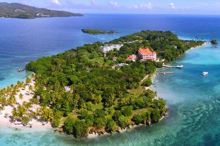 Samana Bay Full-Day Eco Trip from Punta Cana: Catamaran, El Limón Falls & Cayo Levantado photo 4