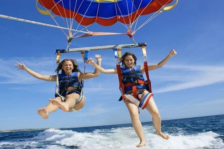 Hurghada Parasailing: 30-Minute Sky-High Ride Over the Red Sea photo 2