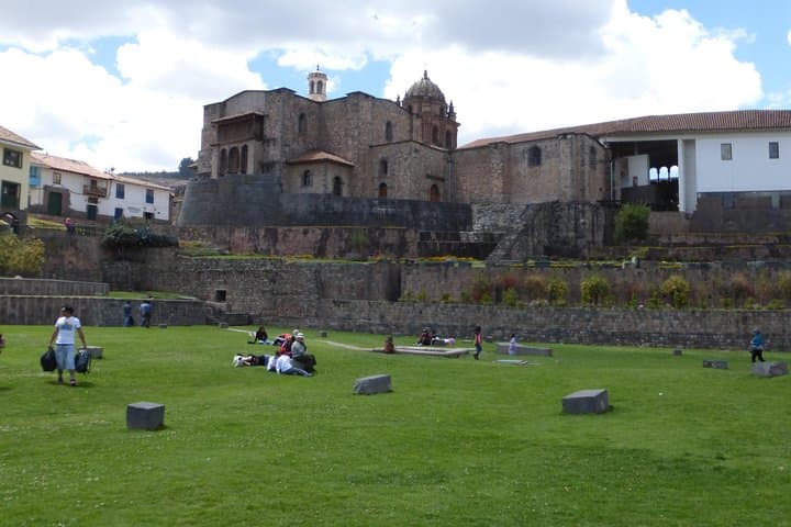 Explore Cusco’s Incan Heart: Qoricancha, Saqsayhuamán & Local Crafts photo 2