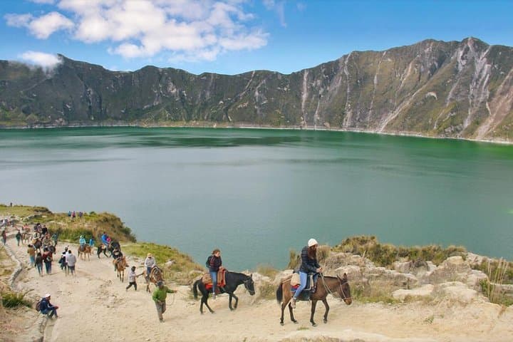 Quilotoa Crater Lake Day Tour from Quito: Hike the Emerald Caldera photo 6