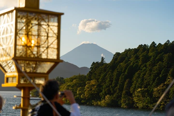 Japan Classic 10-Day Backpacking Tour: Tokyo to Osaka Highlights photo 2