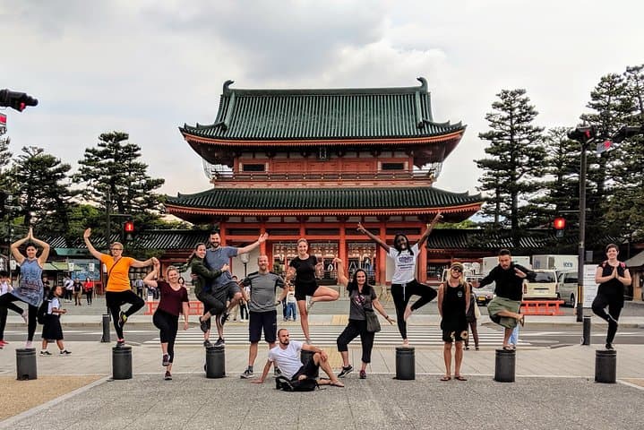 Japan Classic 10-Day Backpacking Tour: Tokyo to Osaka Highlights photo 3