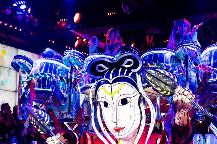 Japan Classic 10-Day Backpacking Tour: Tokyo to Osaka Highlights photo 4