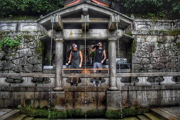 Japan Classic 10-Day Backpacking Tour: Tokyo to Osaka Highlights photo 5