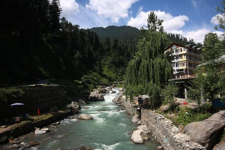 Manali Nature Trekking: 3-Hour Guided Walk to Vashisht & Jogini Falls photo 4