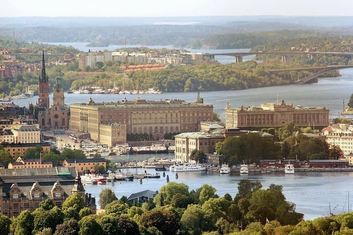 Stockholm Private Walking Tour: 2-Hour Guided Walk Through Gamla Stan, City Hall & Södermalm photo 4