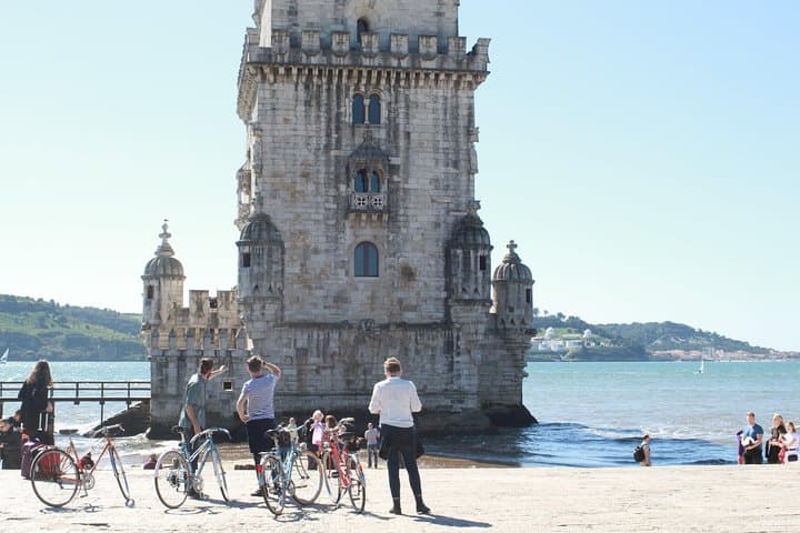 Vintage Bikes Tour Along the Tejo: Lisbon to Belém by Cycle photo 6