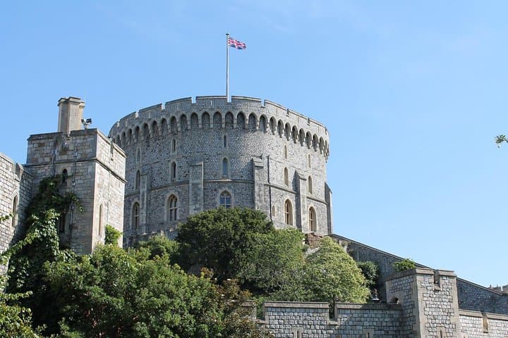 Windsor Layover Private Tour from LHR: Executive Windsor Castle & Runnymede in 5 Hours photo 2