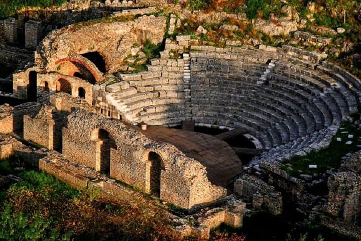 Explore Butrint, Lekuresi Fortress & Blue Eye: Saranda Day Tour photo 2