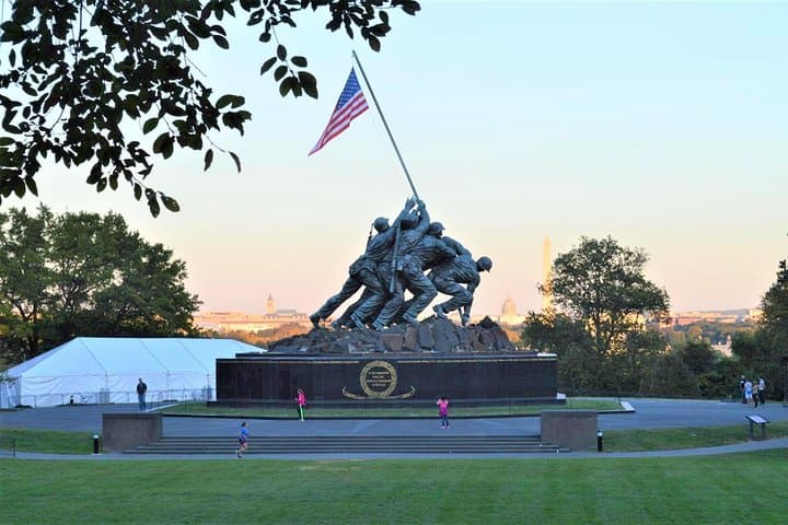 Private Washington DC Highlights Tour: Monuments, Memorials & White House photo 5
