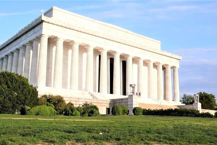 Private Washington DC Highlights Tour: Monuments, Memorials & White House photo 4