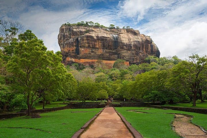 Kandy to Sigiriya Day Tour: Dambulla, Pidurangala & Village Safari photo 2
