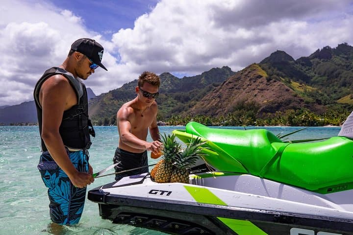 Moorea Explorer Jet Ski Tour — Northern Lagoon Ride to Cook & Opunohu Bays photo 2