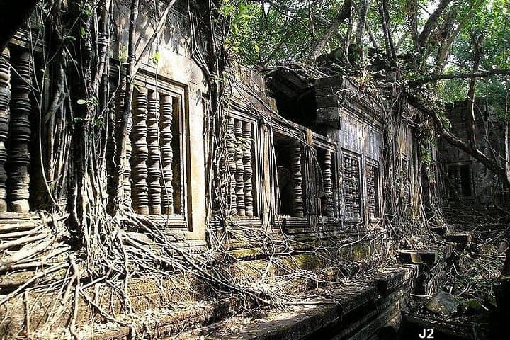 Beng Mealea and Bakong: Full-Day Private Temple Tour from Siem Reap photo 4