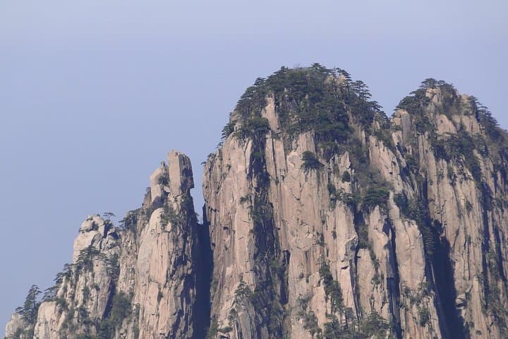 Full-Day Mt Huangshan Private Tour — Explore UNESCO Yellow Mountain Peaks photo 5