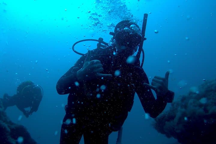 Discover Scuba Diving in Gran Canaria: Beginner Dives at Amadores Bay photo 6