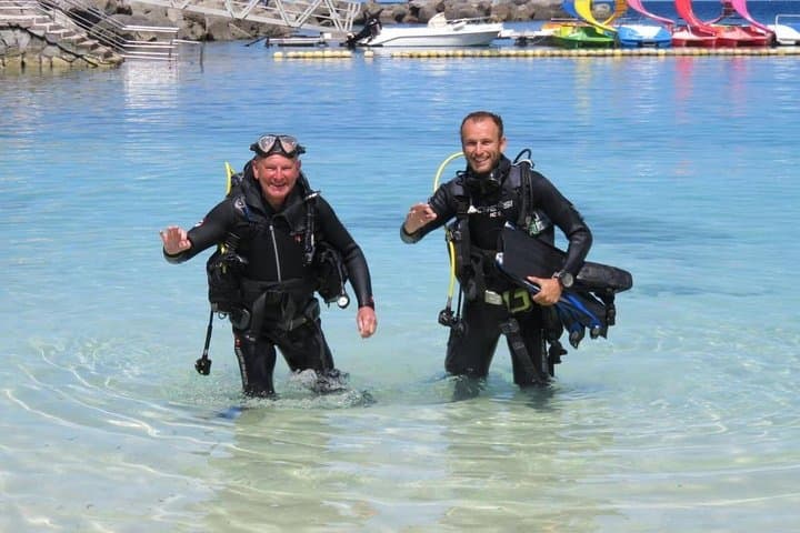 Discover Scuba Diving in Gran Canaria: Beginner Dives at Amadores Bay