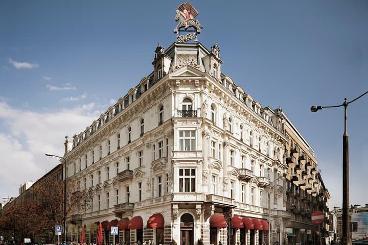 Multi-Ethnic Warsaw: Guided Old Town Walk in the Footsteps of Historic Families
