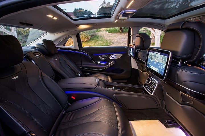 Private Half-Day Car & Driver in Dubai — Flexible City Transfers and Sightseeing