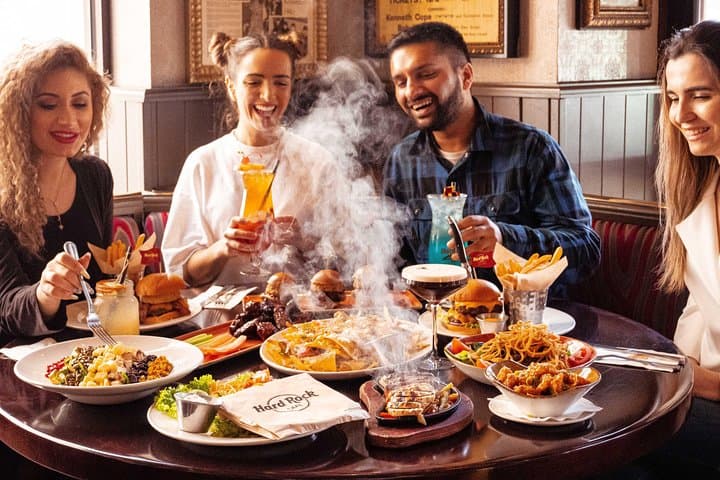 Hard Rock Cafe Venice: Skip-the-Line Meal with Canal Views and Rock Memorabilia photo 2
