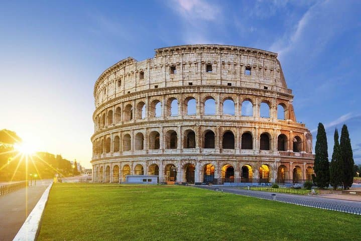 Rome in Four Days: Highlights, Vatican & Food Adventures on a Private Tour