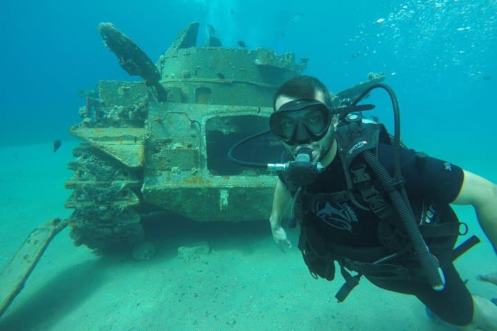 Aqaba South Beach Introductory SCUBA Dive — One Guided Shore Dive photo 3