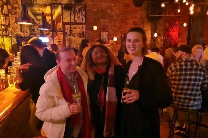 Shoreditch Night Pub Crawl: 12 Bars from Old Street Station