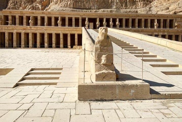 Aswan to Luxor 3-Night Nile Cruise with Abu Simbel & Hot Air Balloon photo 4