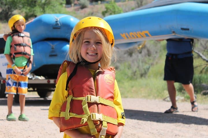 Glenwood Springs Short & Mild Family Raft Trip: Easy 2-Hour Colorado River Float photo 1