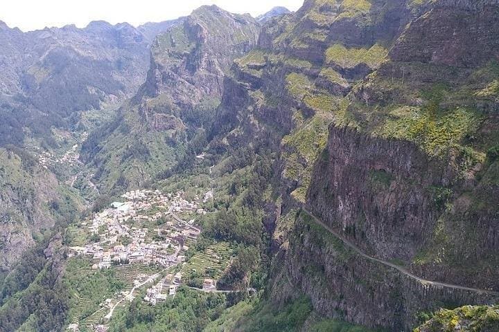 Nuns Valley and Monte: Eira do Serrado Viewpoint, Bakery Tastes and Monte Toboggan Ride photo 4