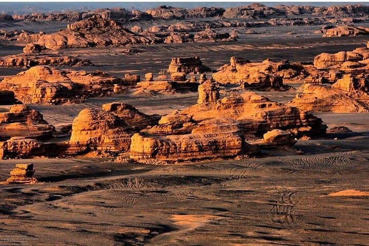 Dunhuang Yumen Pass, Han Great Wall & Yadan Ghost City: Private Day Tour photo 4