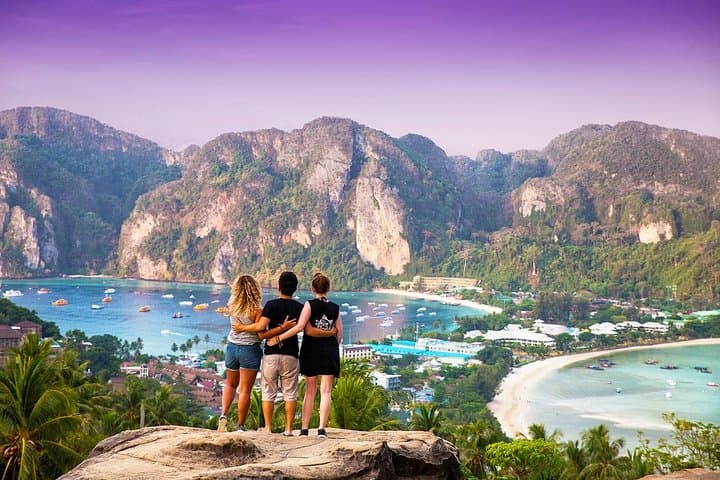 Thai Intro — 18-Day Thailand Adventure: Bangkok, Islands & Chiang Mai photo 1