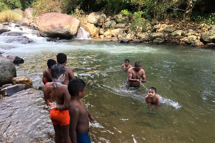 Belihuloya 2-Day Adventure Camp: Trek, Canoe & Zip Line from Colombo photo 5